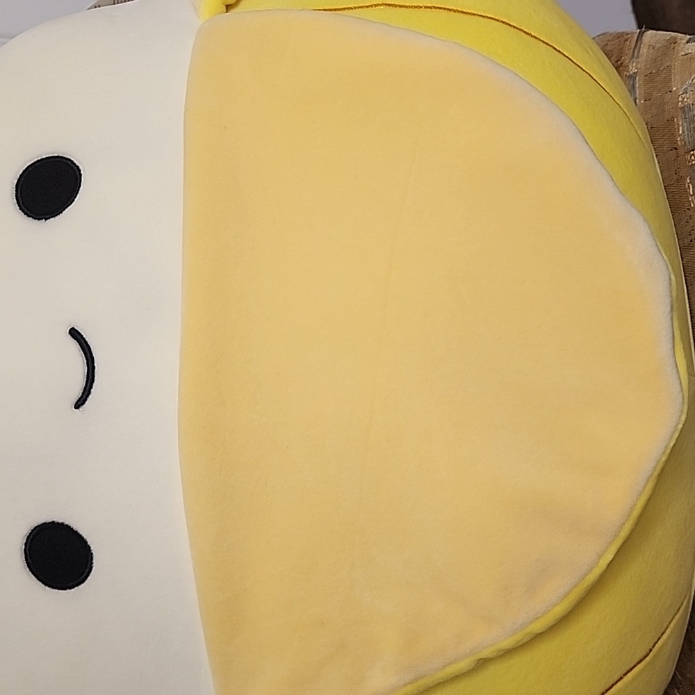 SQUISHMALLOWS "JUNIE" - Picture 3 of 9